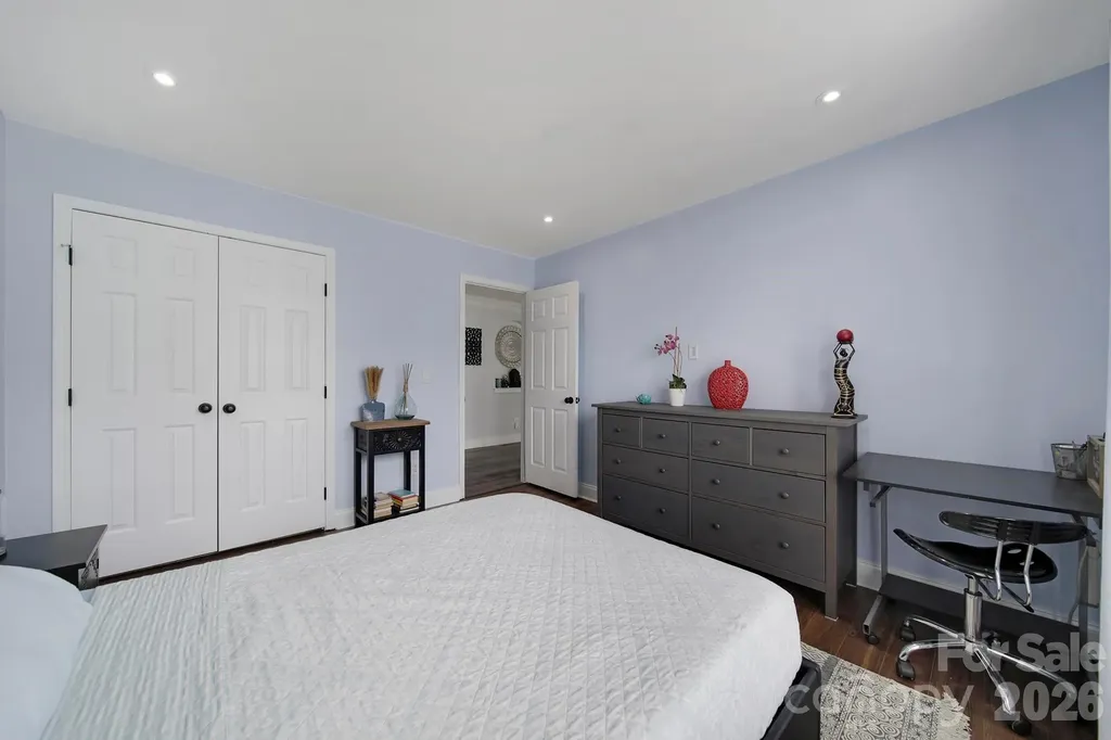 9954 Mitchell Glen Drive Charlotte NC 28277