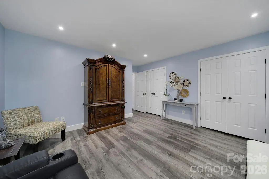 9954 Mitchell Glen Drive Charlotte NC 28277