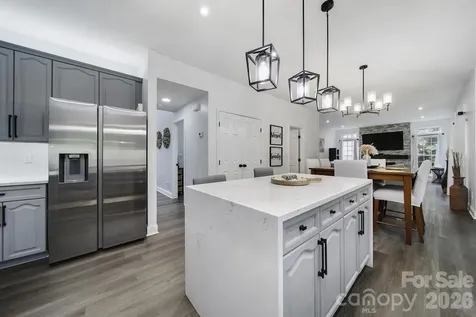 9954 Mitchell Glen Drive Charlotte NC 28277