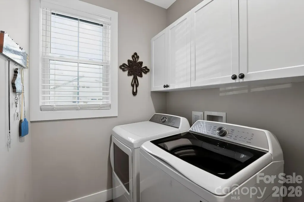 3757 Laurel Park Highway Hendersonville NC 28739
