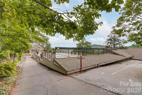50 Cedar Drive Mills River NC 28759
