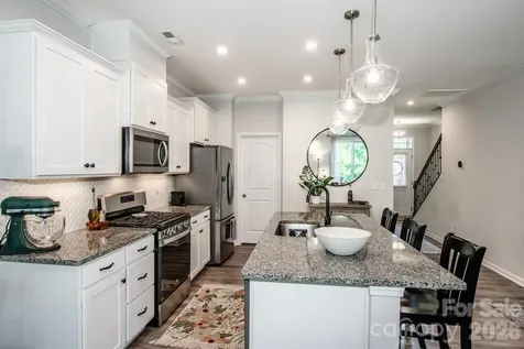 18036 Pear Hawthorne Drive Huntersville NC 28078