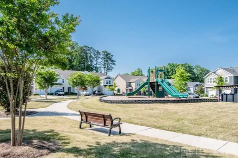 18036 Pear Hawthorne Drive Huntersville NC 28078