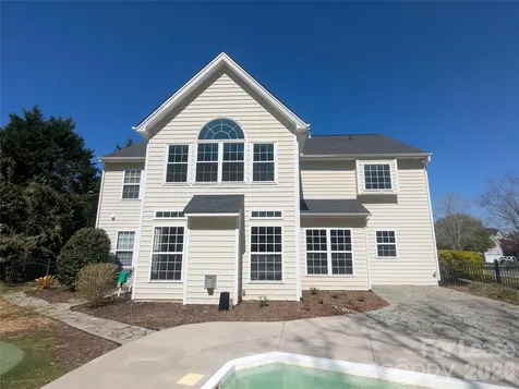 7894 Woodmere Drive Harrisburg NC 28075