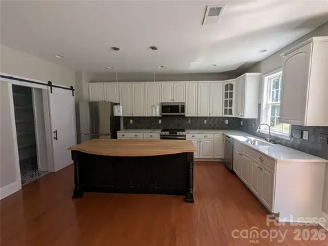 7894 Woodmere Drive Harrisburg NC 28075
