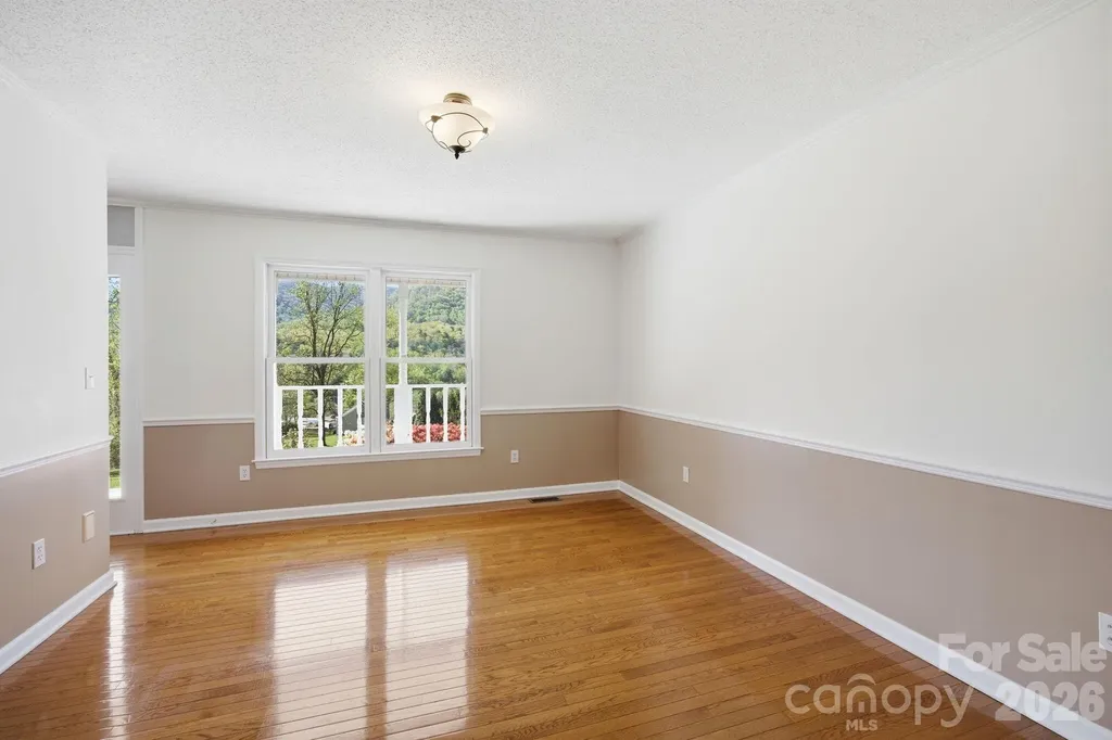 29 Small Mountain Drive Asheville NC 28805
