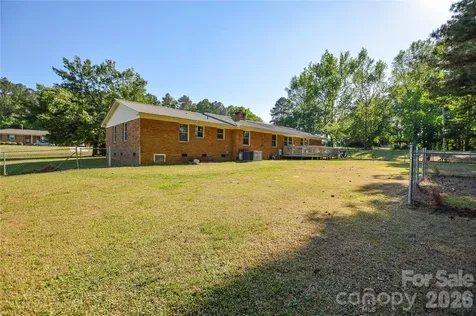 97 Robin Road Wadesboro NC 28170