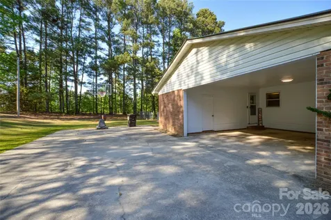 97 Robin Road Wadesboro NC 28170