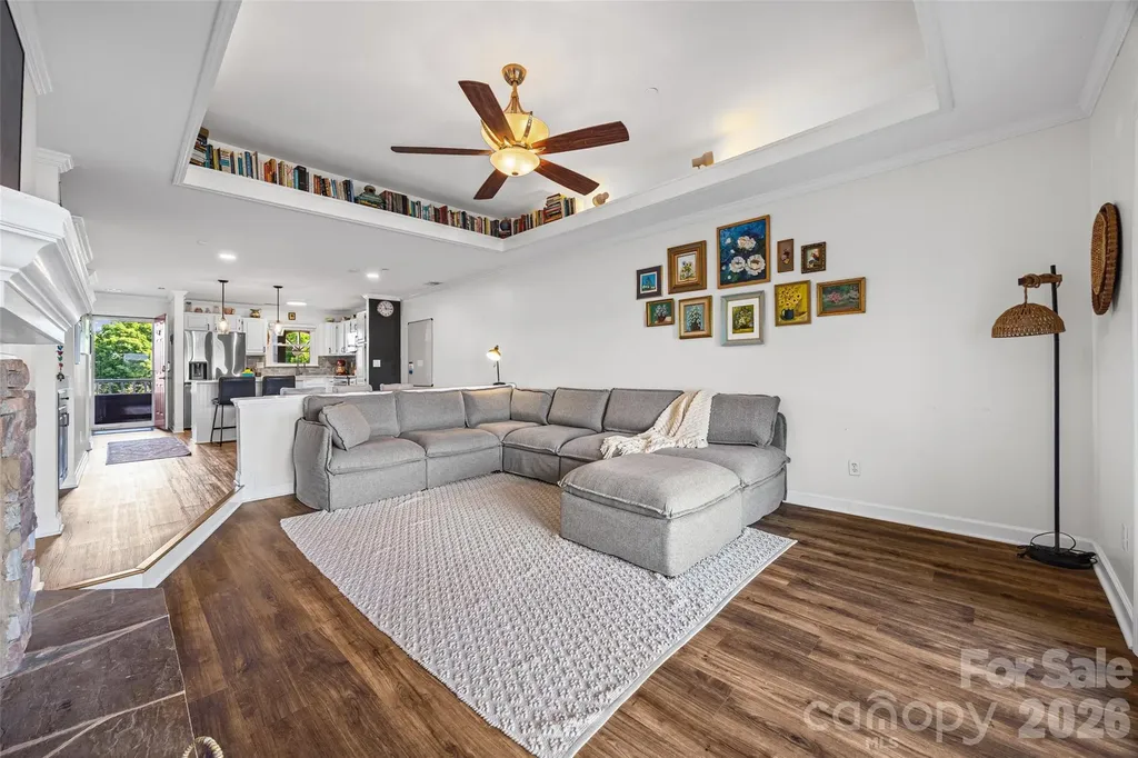 9709 Emerald Point Drive Charlotte NC 28278