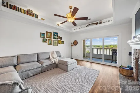 9709 Emerald Point Drive Charlotte NC 28278