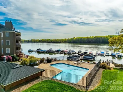 9709 Emerald Point Drive Charlotte NC 28278