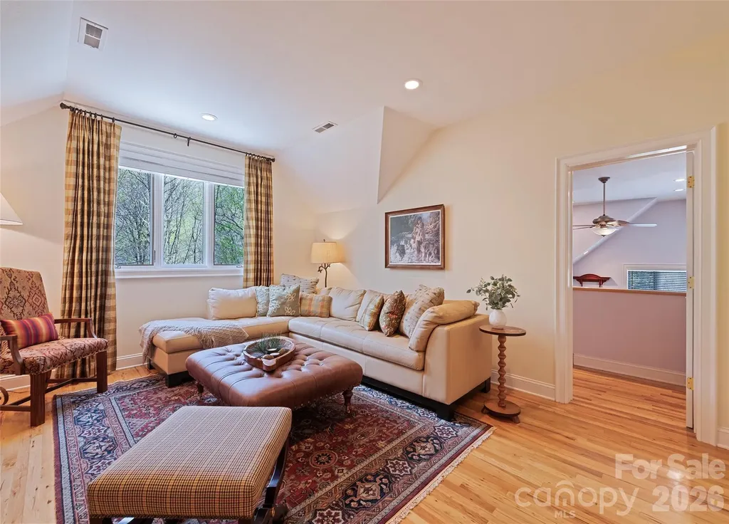 194 Catawba Lane Waynesville NC 28786