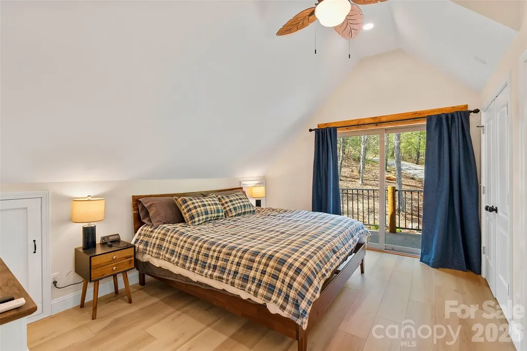 153 Chetan Way Lake Lure NC 28746