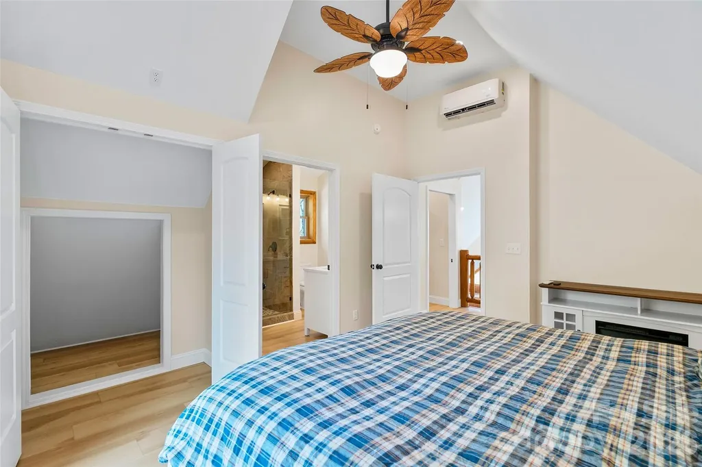 153 Chetan Way Lake Lure NC 28746