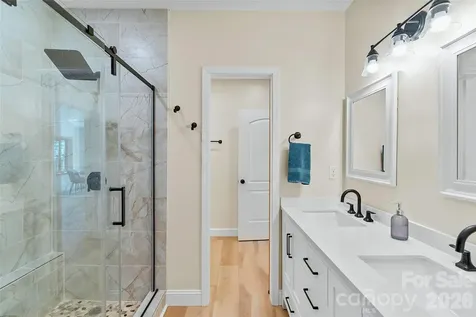 153 Chetan Way Lake Lure NC 28746