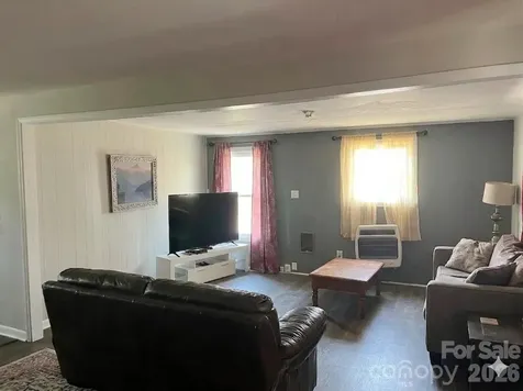 108 York Park Street York SC 29745