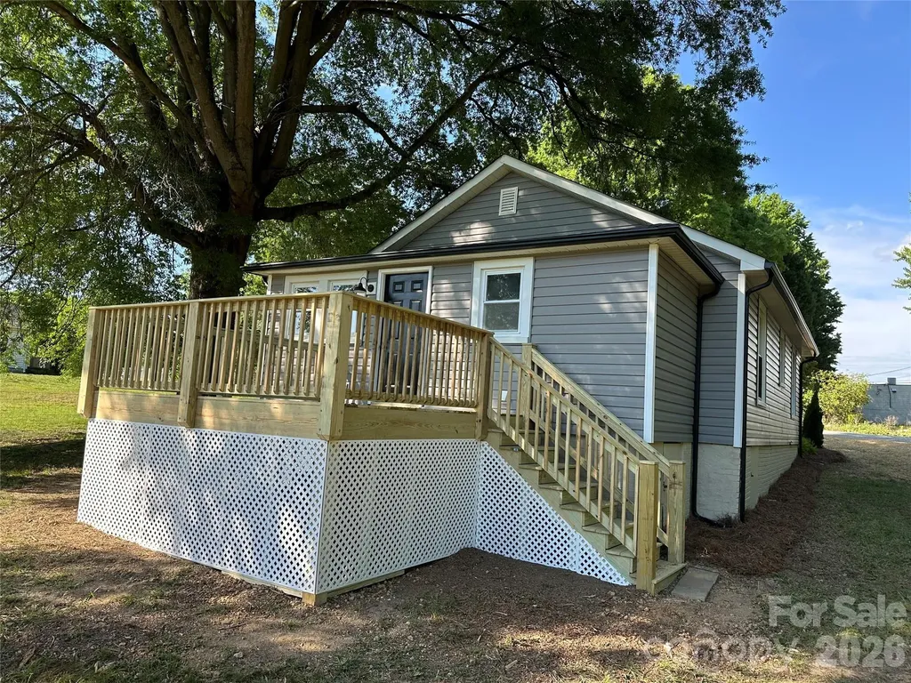 919 Orangewood Street Kannapolis NC 28081
