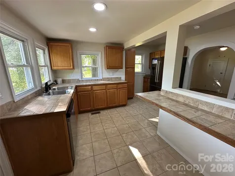 919 Orangewood Street Kannapolis NC 28081