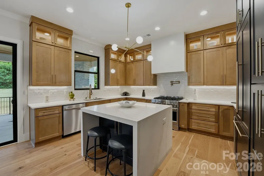 4645 Connecting Road Charlotte NC 28209