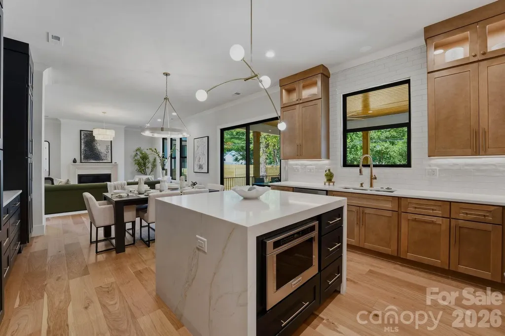 4645 Connecting Road Charlotte NC 28209