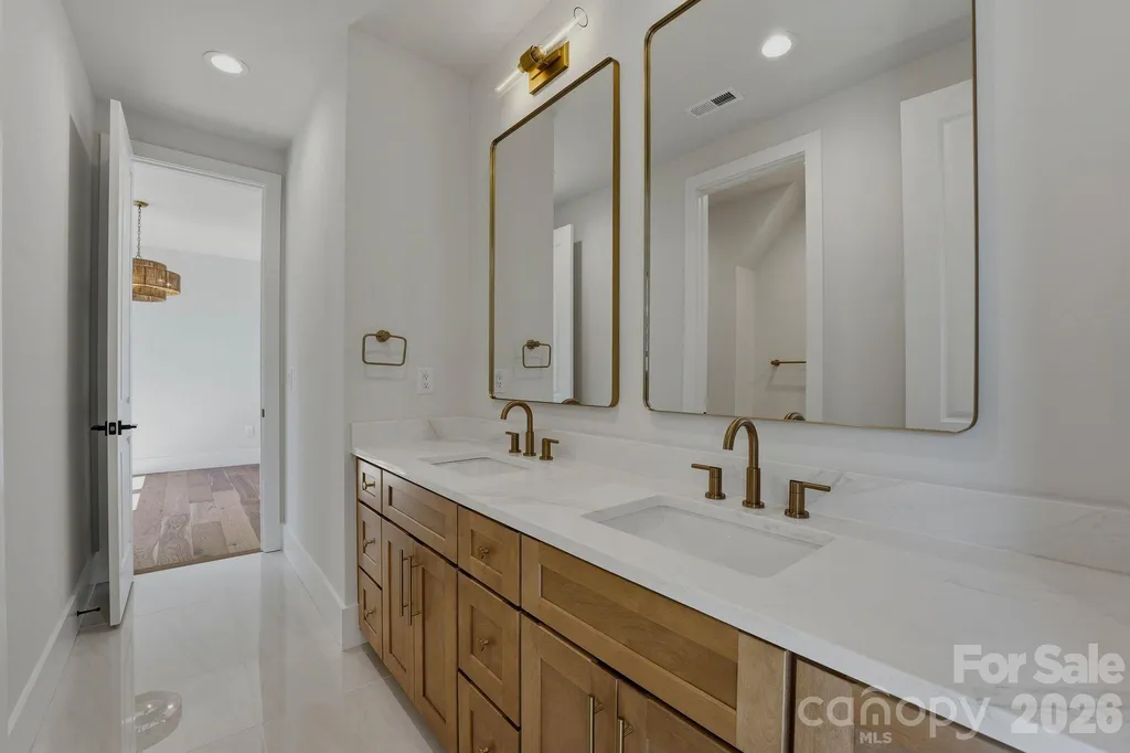 4645 Connecting Road Charlotte NC 28209