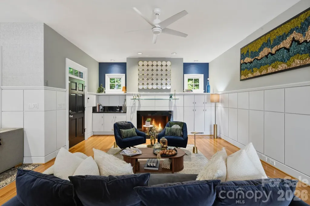 1124 Dilworth Crescent Row Charlotte NC 28203