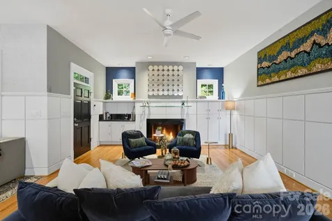 1124 Dilworth Crescent Row Charlotte NC 28203