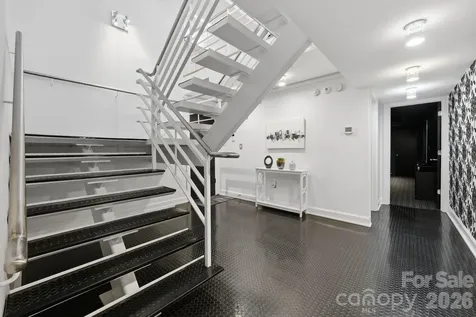 1124 Dilworth Crescent Row Charlotte NC 28203