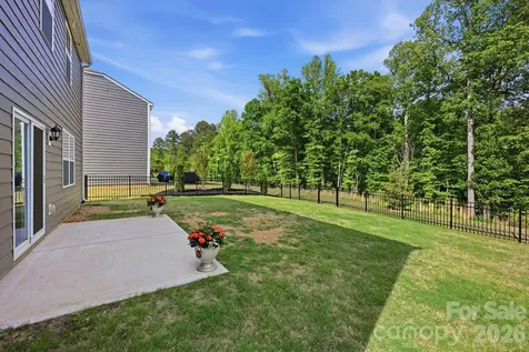 150 Scotsway Court Troutman NC 28166