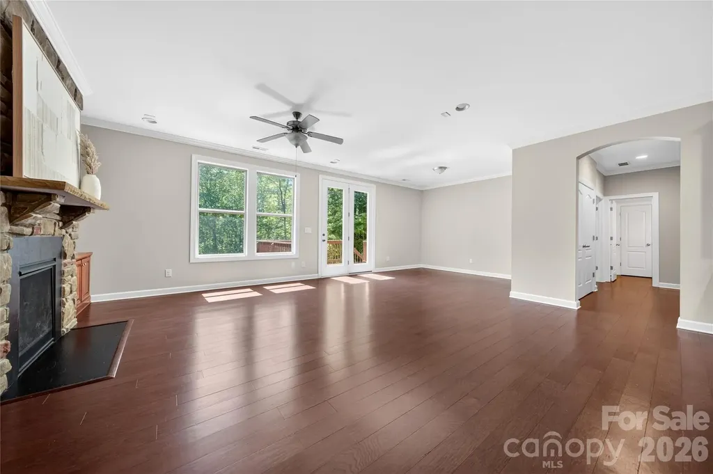 185 Belfry Loop Mooresville NC 28117
