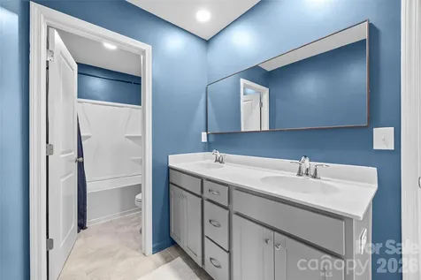 138 Lambeth Loop Mooresville NC 28115