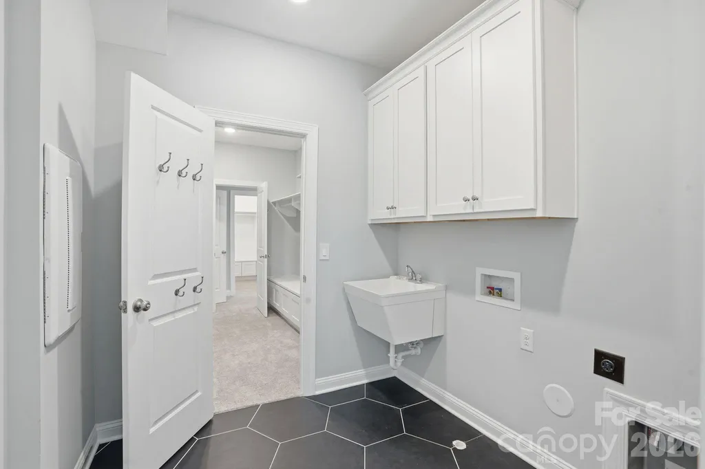 7203 Bellera Court Charlotte NC 28277