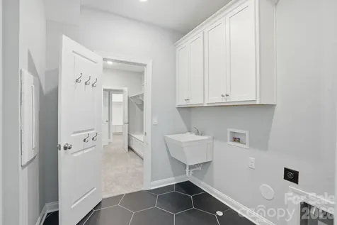 7203 Bellera Court Charlotte NC 28277