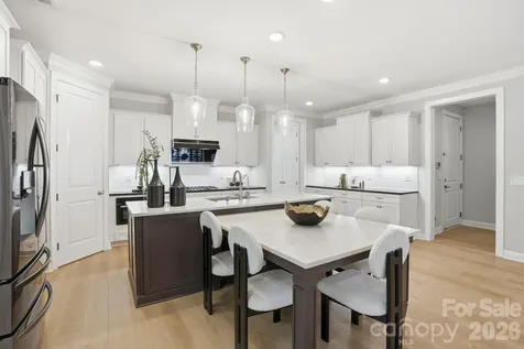 7203 Bellera Court Charlotte NC 28277