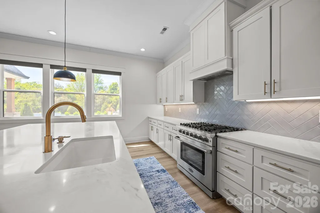 1090 Rolling Meadow Drive Mooresville NC 28115