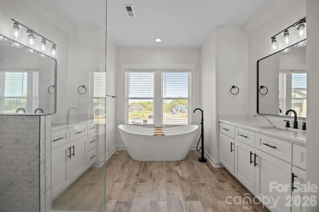 1090 Rolling Meadow Drive Mooresville NC 28115