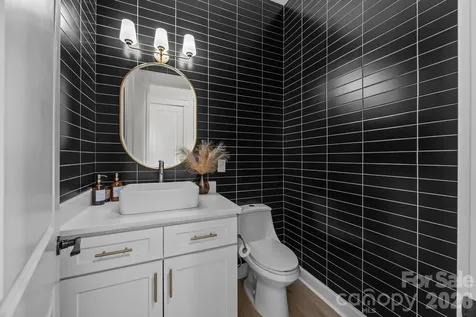 1090 Rolling Meadow Drive Mooresville NC 28115