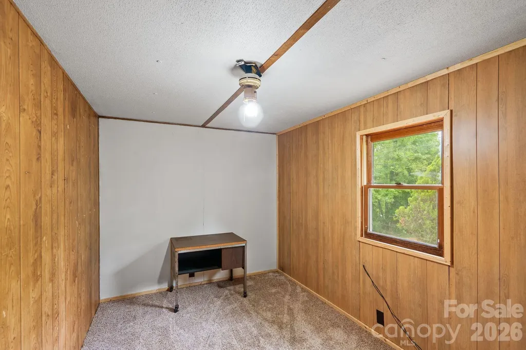 112 Hidden Forest Estate Candler NC 28715