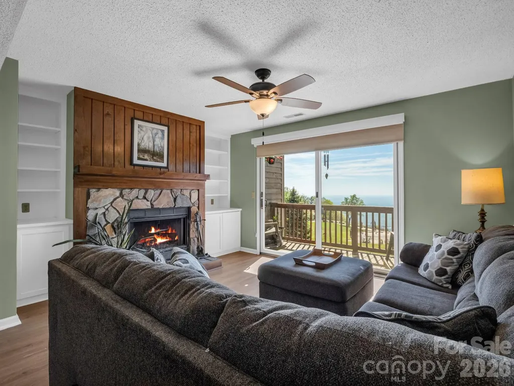 2881 White Oak Mountain Road Columbus NC 28722