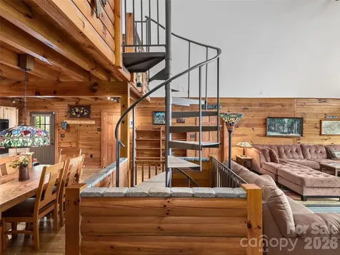 213 Rice Drive Waynesville NC 28785