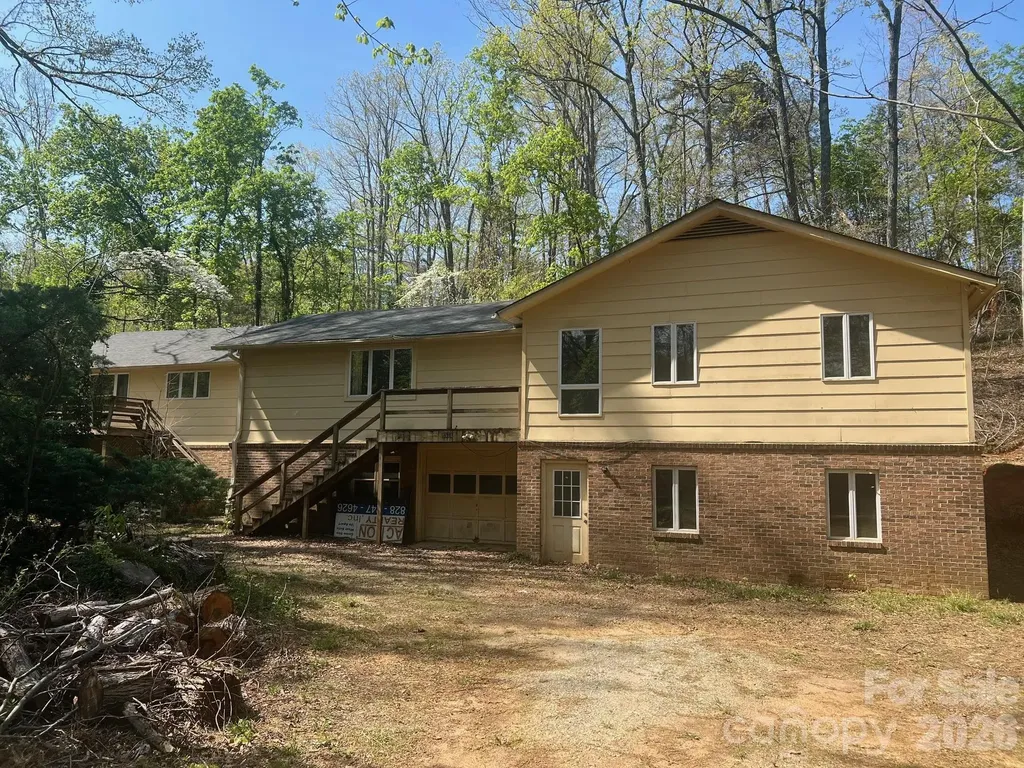 6374 Peniel Road Tryon NC 28782
