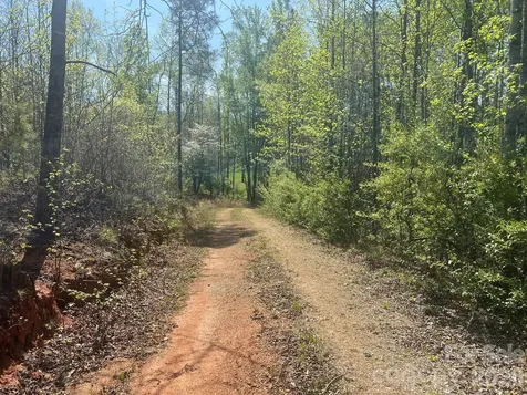 6374 Peniel Road Tryon NC 28782
