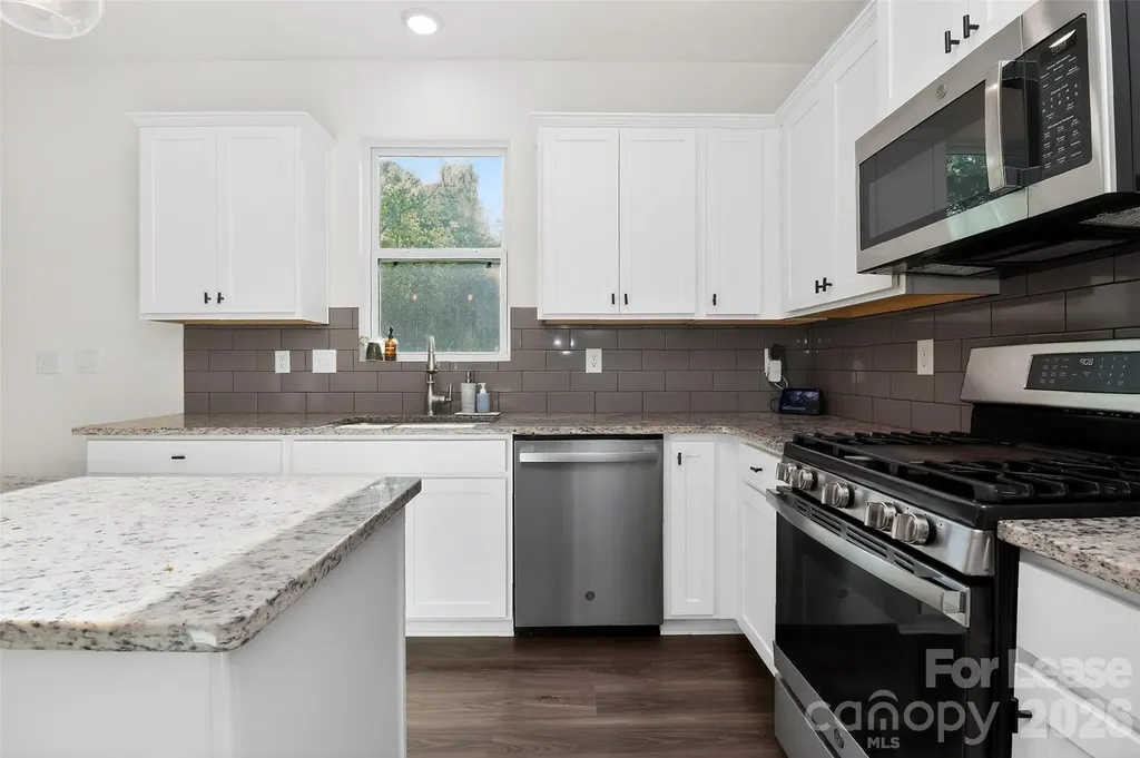 7132 Wheyfield Drive Charlotte NC 28215