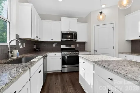 7132 Wheyfield Drive Charlotte NC 28215