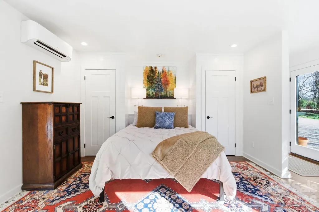 660 New Haw Creek Road Asheville NC 28805