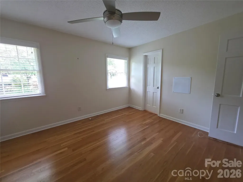 2009 Saratoga Drive Gastonia NC 28056