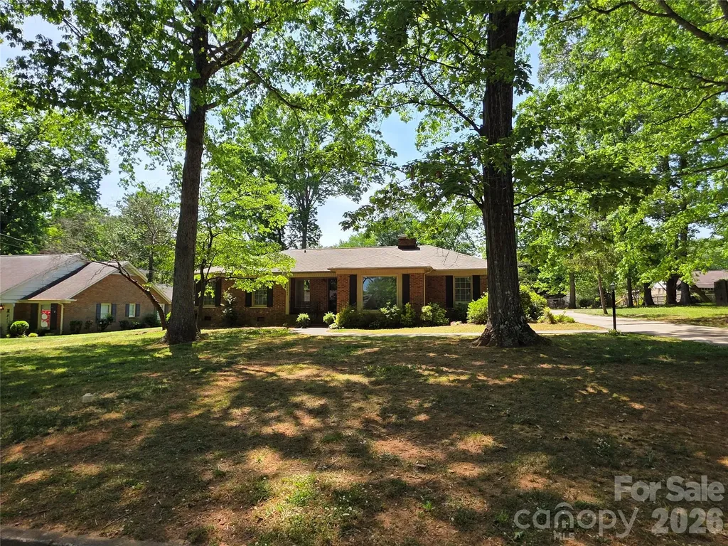 2009 Saratoga Drive Gastonia NC 28056