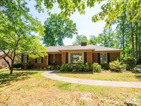 2009 Saratoga Drive Gastonia NC 28056