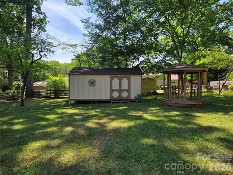 2009 Saratoga Drive Gastonia NC 28056