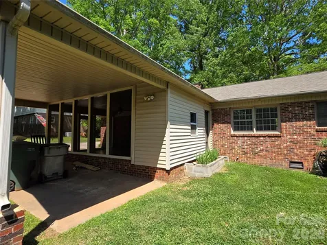 2009 Saratoga Drive Gastonia NC 28056